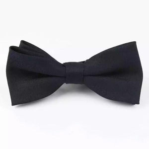
                
                    Load image into Gallery viewer, Bowtie // Black
                
            