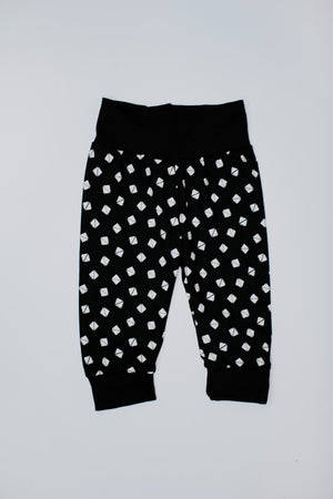 Joggers // Geometric Black & White