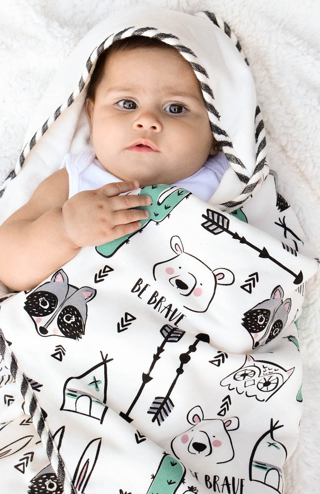 Hooded Towel // Little Critters