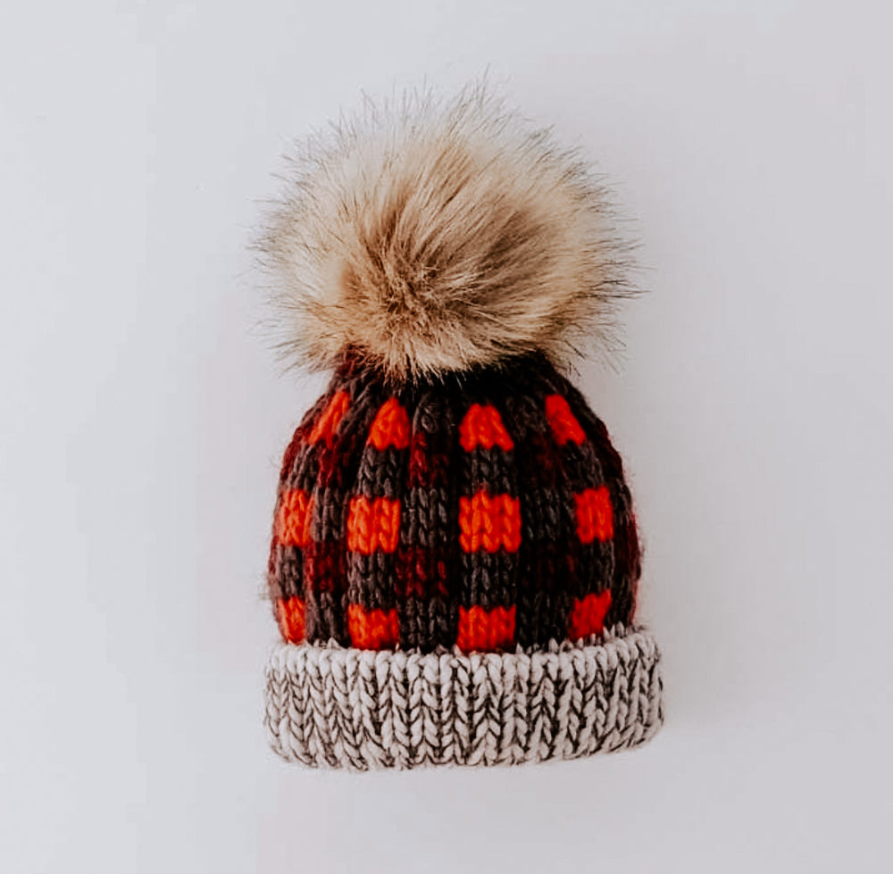 
                
                    Load image into Gallery viewer, Buffalo Knit Pom Pom Beanie // Red
                
            