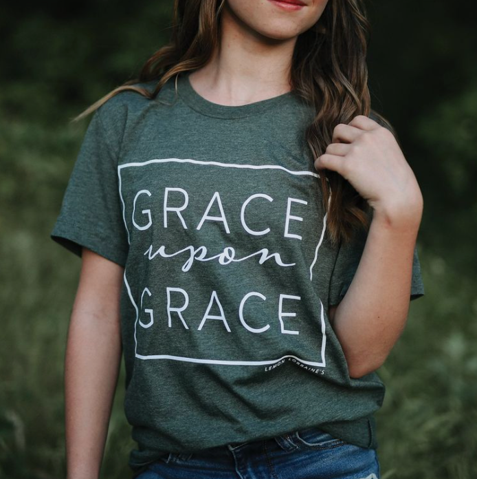 
                
                    Load image into Gallery viewer, MAMA // &amp;quot;Grace Upon Grace&amp;quot; Tee // Forest Green
                
            