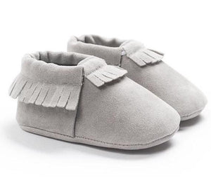 
                
                    Load image into Gallery viewer, Suede Moccasins // Gray
                
            