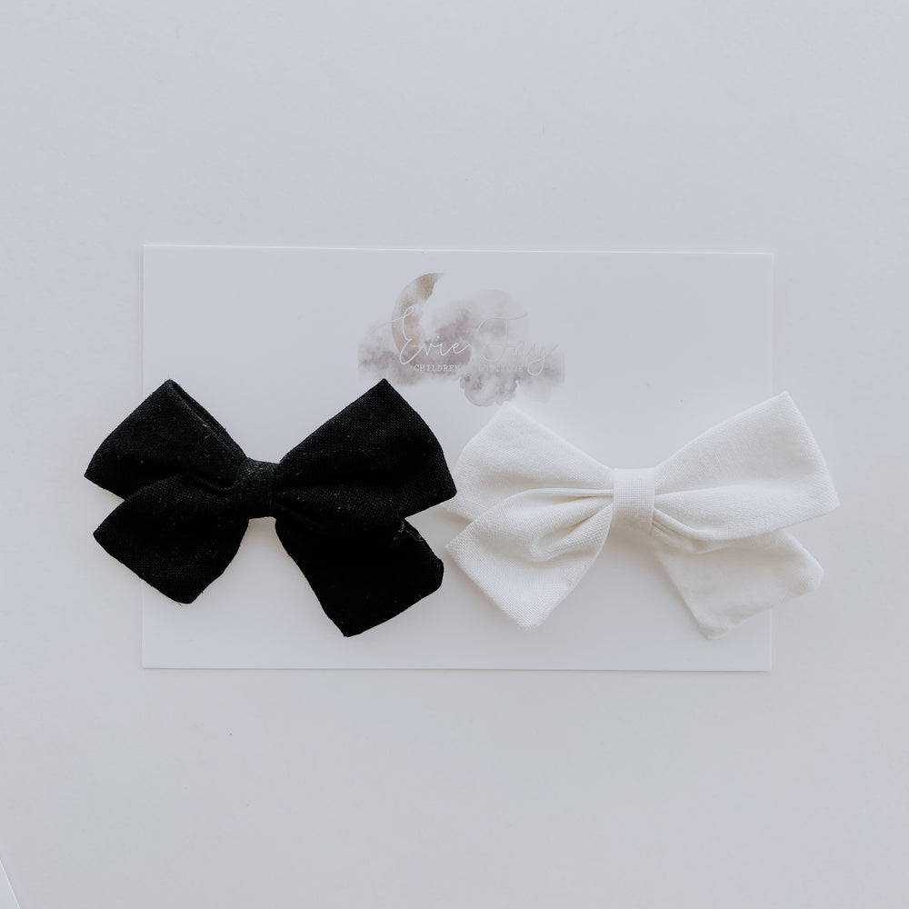 2 Pack Linen Bow Clips // White + Black