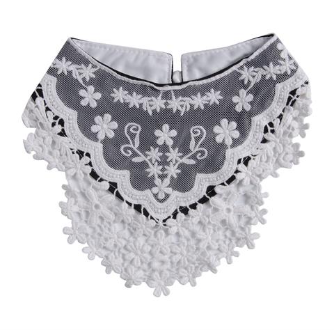 Lace Bandana Bib